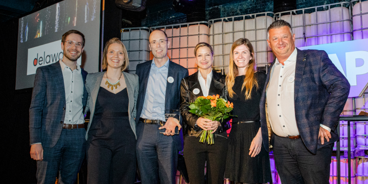Thomas Stappaerts (SAP), Natasja Naessens (SAP), Jan Delaere, Valerie Viverette, Julie Dardenne, Filip Decostere at the SAP Partner Awards
