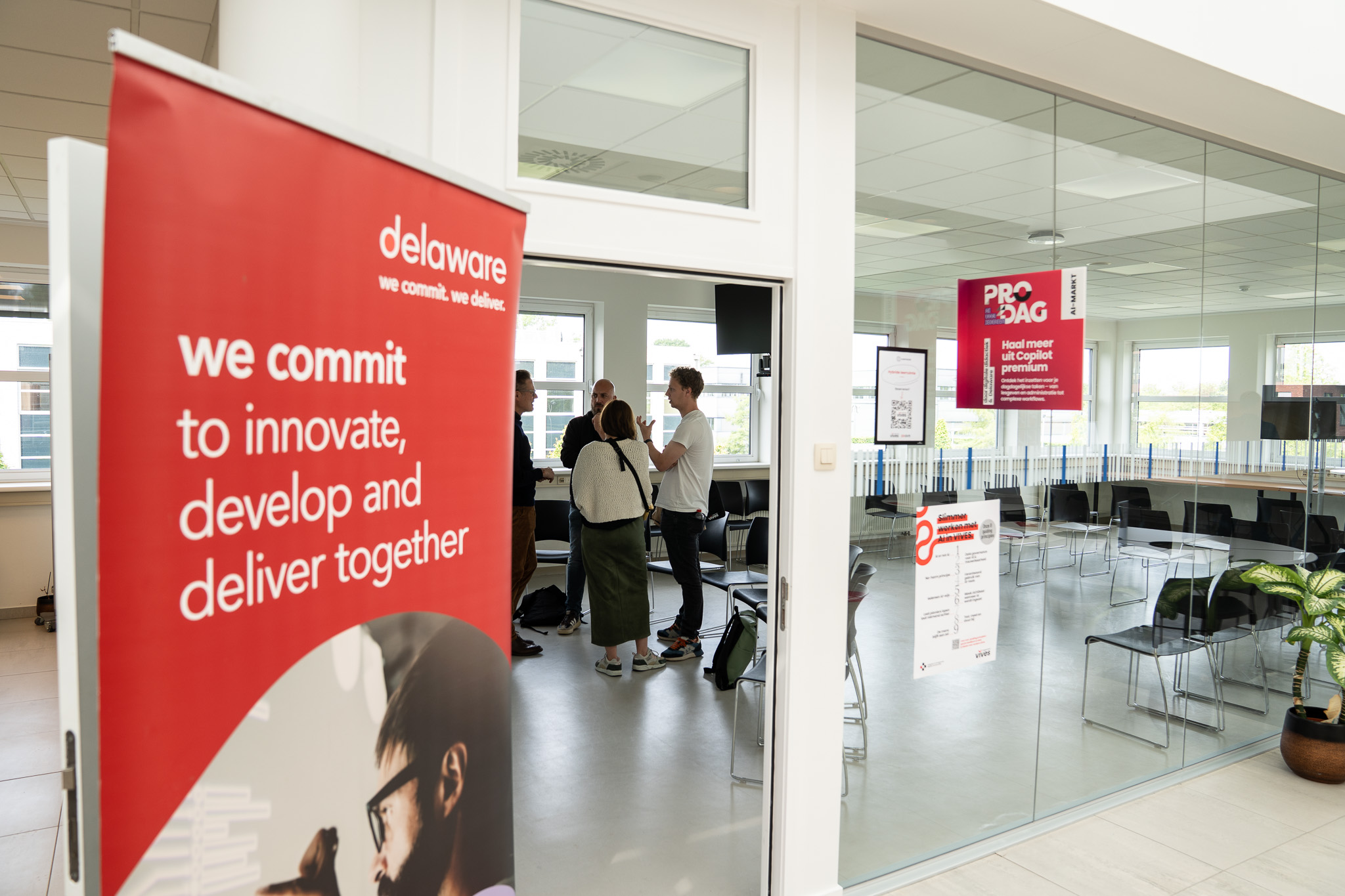 VIVES hosts first large-scale AI professional day in Flanders ...